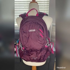 camelbak daystar 18